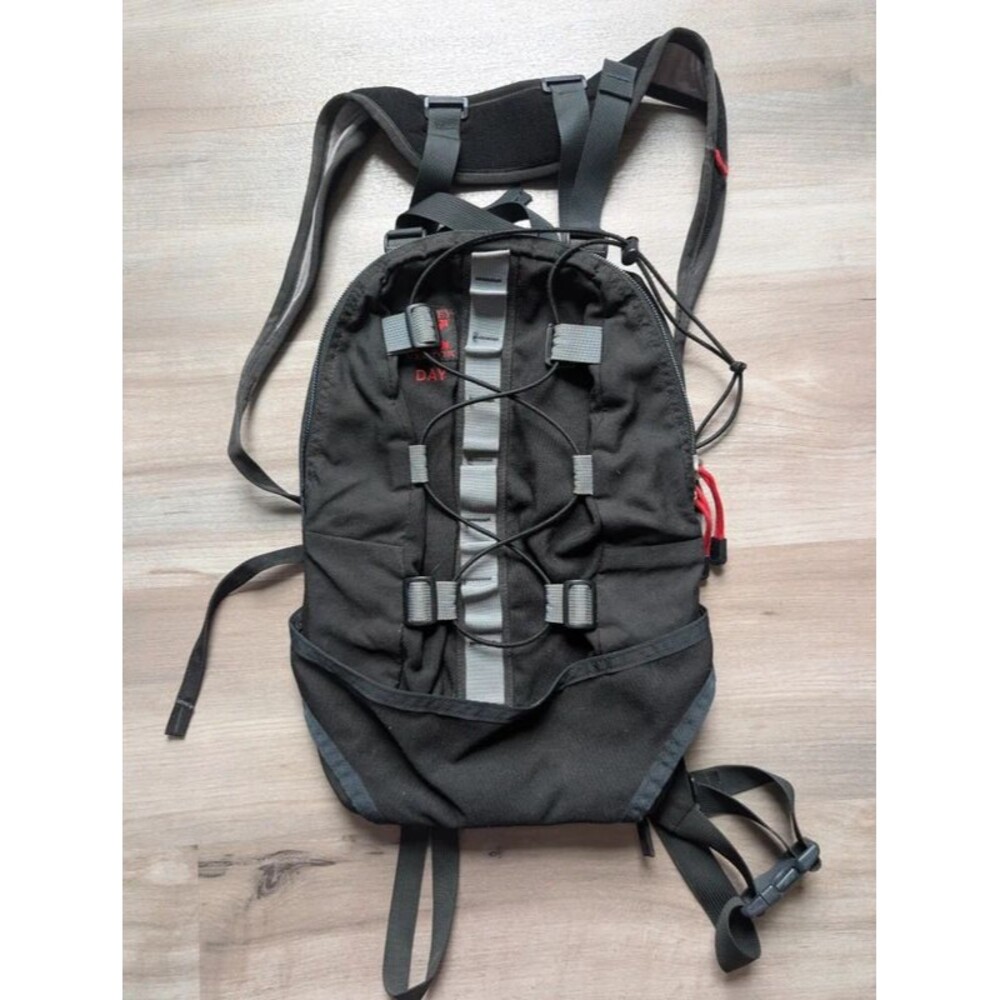 Osprey Vector Day Pack Flyte Black Backpack (D2)